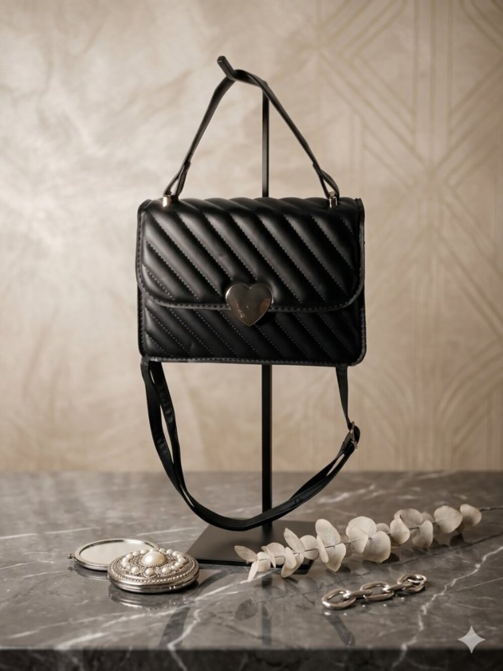 Chic Quilted Heart Crossbody Handbag